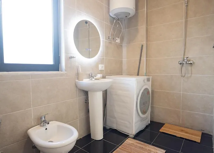 Cozy Near Tia! - Self Check-in - Free Wifi - Netflix Apartamento Valjiosi
