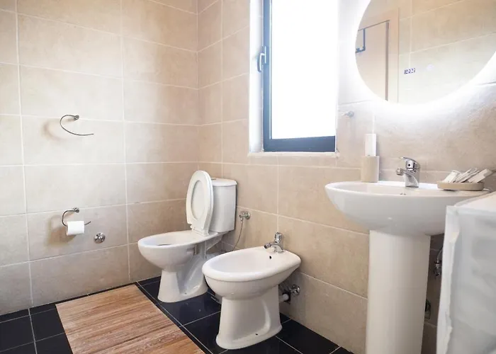 Cozy Near Tia! - Self Check-in - Free Wifi - Netflix Appartamento